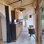 Froschteichhaeuschen - Und Wellness アパート *